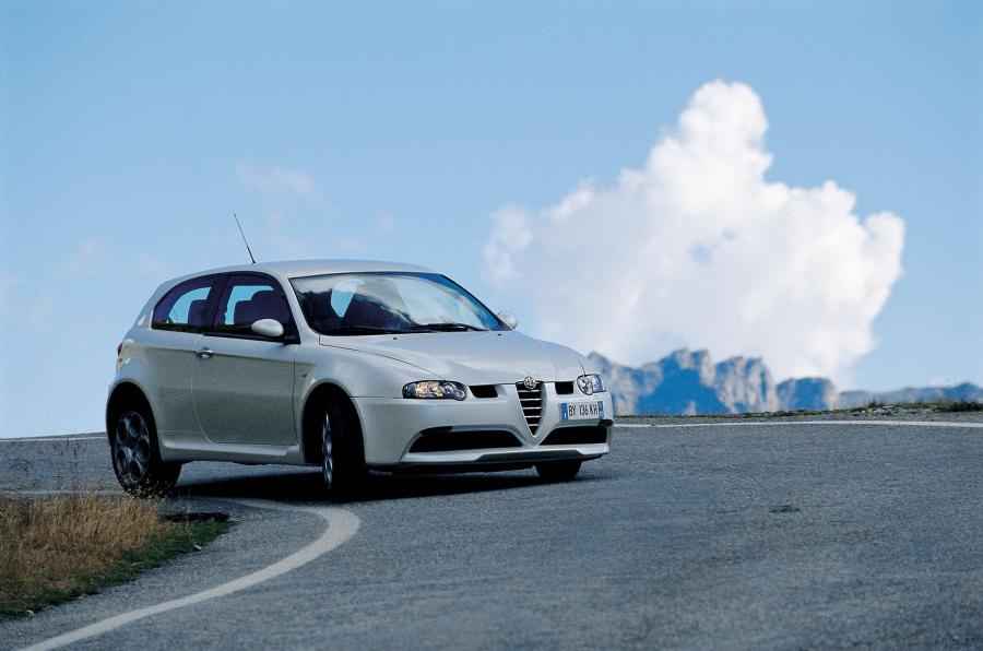  Alfa Romeo 147 GTA 2002 года  (фото 21 из 70)